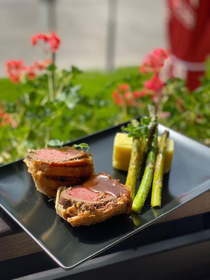Martini Restaurant & Cazare Sebesel Luaran gambar